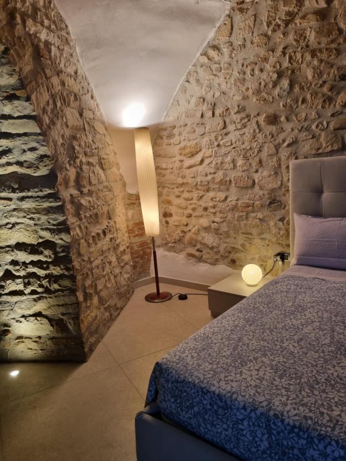 Suite D'Avalos Venosa Exteriör bild