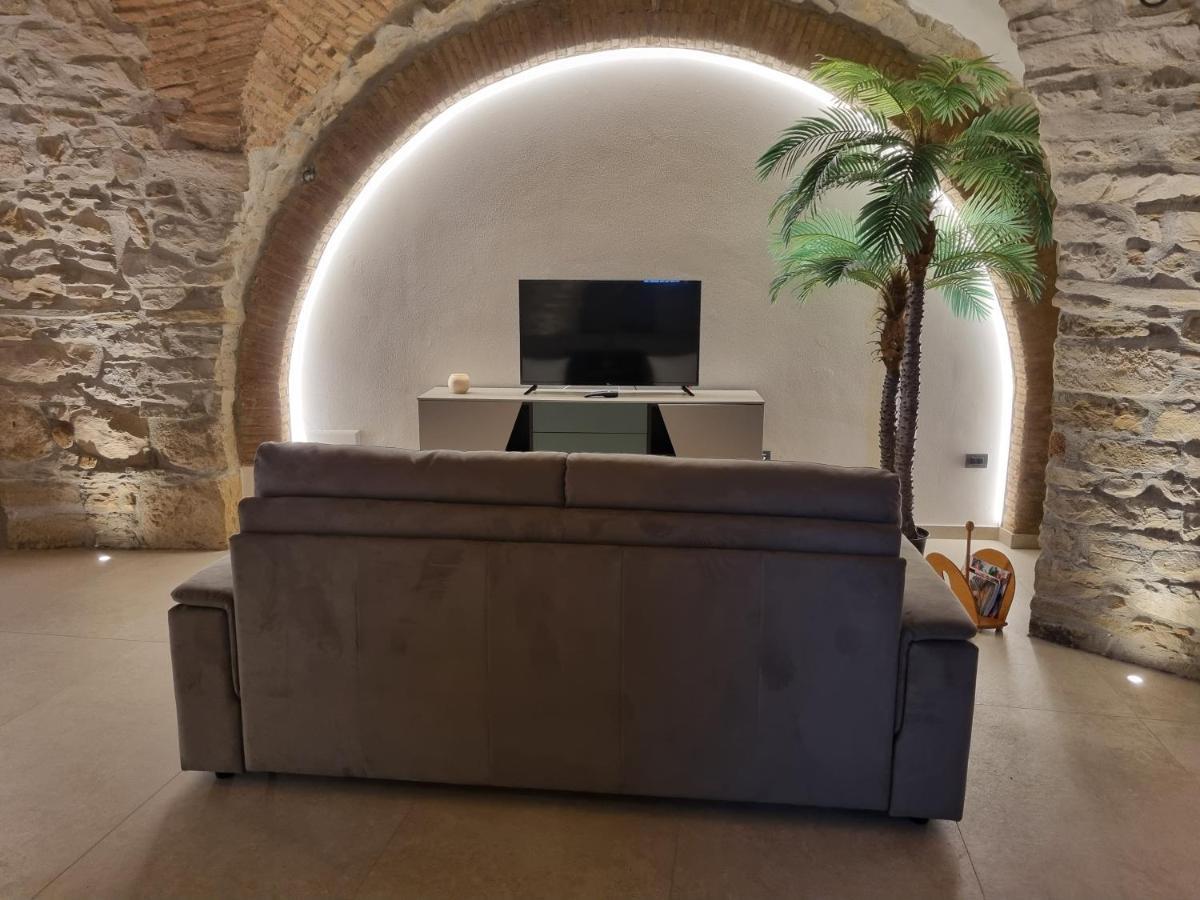 Suite D'Avalos Venosa Exteriör bild