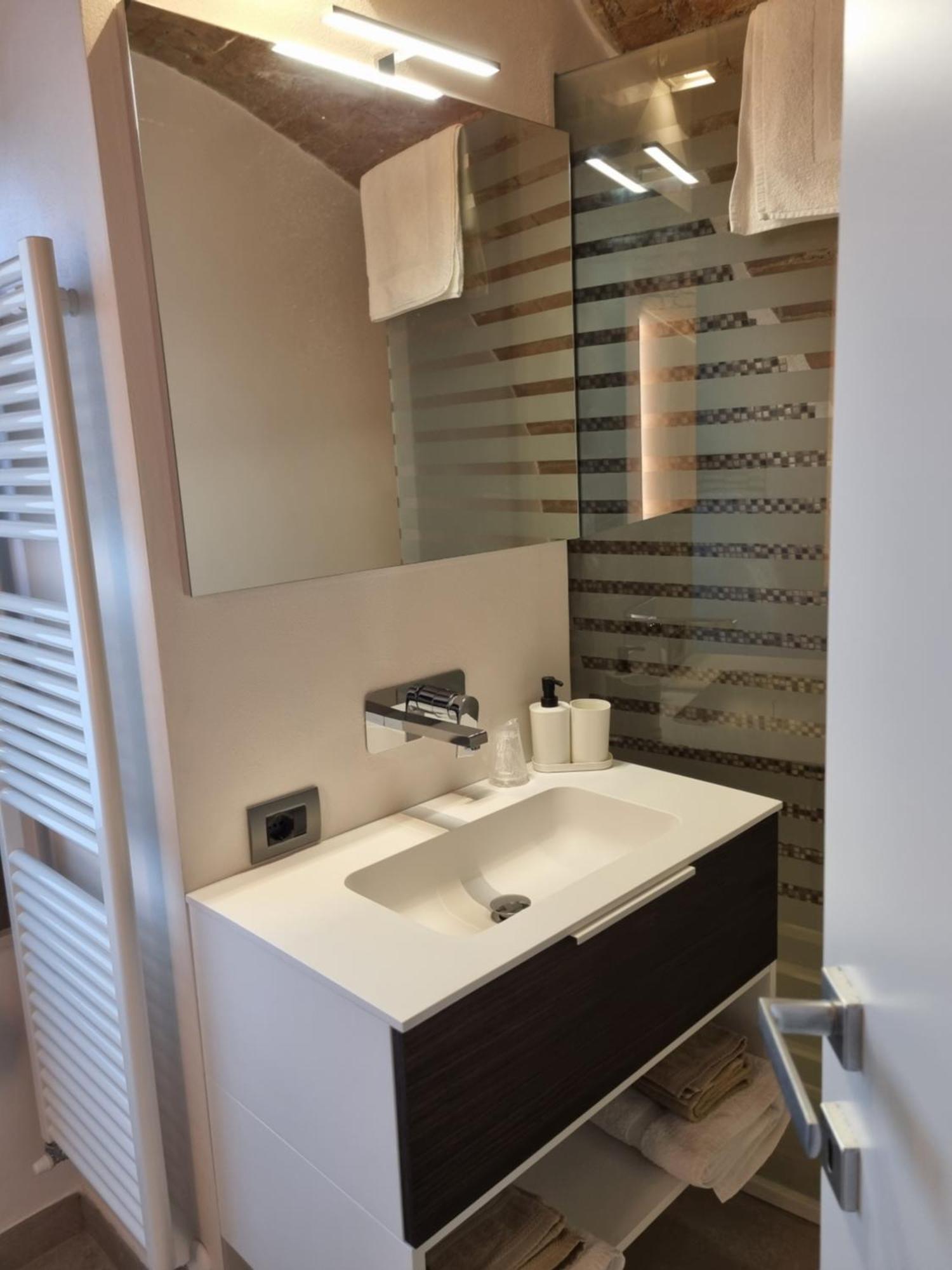 Suite D'Avalos Venosa Rum bild